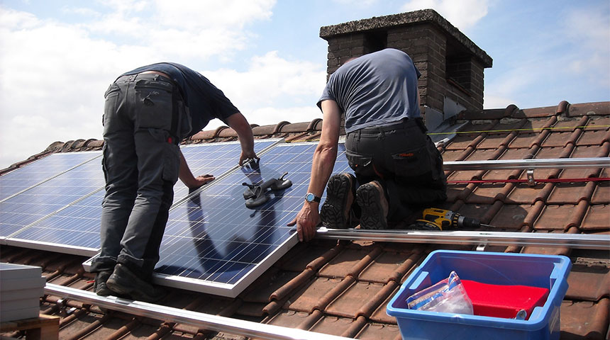 Our Top 4 Tips for Sustainable Construction Projects installing - Our Top 4 Tips for Sustainable Construction Projects